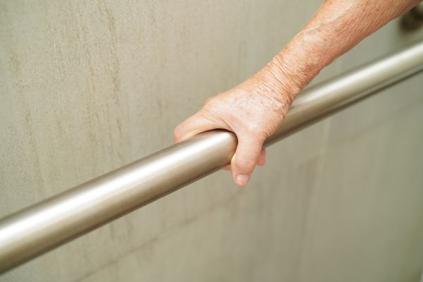 Cost of Tub Grab Bar Installation in American Fork